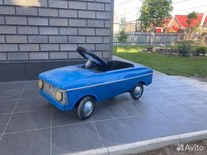 Педальный москвич СССР