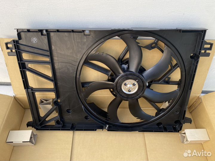 Диффузор вентилятора Toyota Camry 70 Rav4 Lexus ES