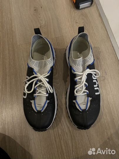 Кроссовки для бега