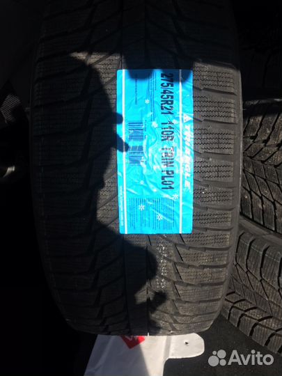 Triangle PL01 275/45 R21