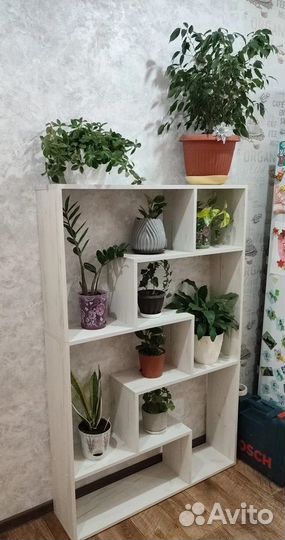 Интерьерный стеллаж деревянный.Новый