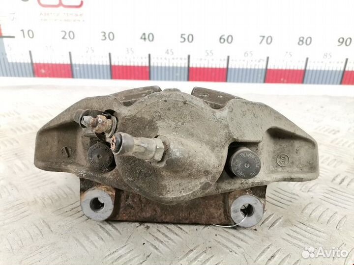 Суппорт передний правый BMW 7 E65/E66/E67 рест