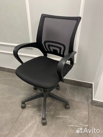 Компьютерное кресло