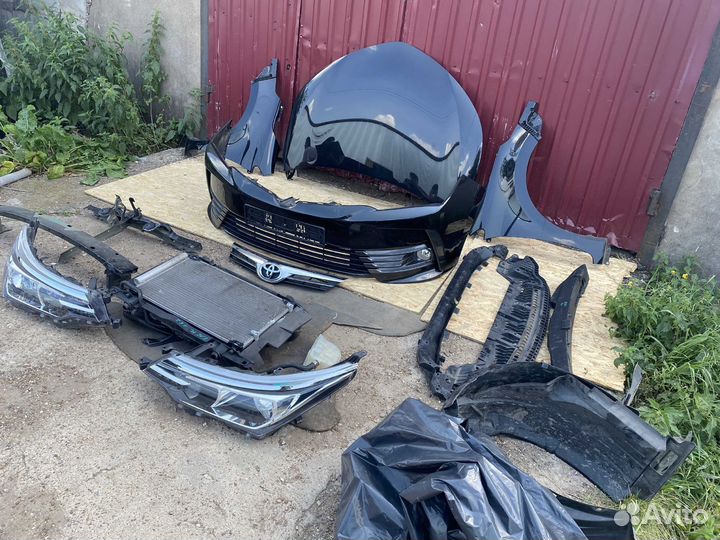 Капот бампер фара toyota corolla E180
