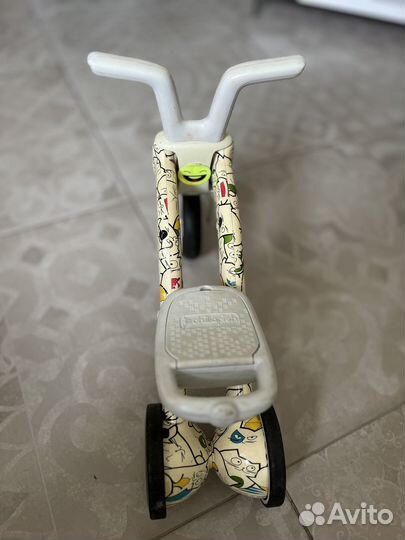 Беговел chillafish bunzi