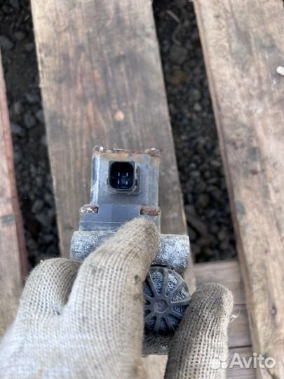 Кран уровня пола Mercedes Actros MP4