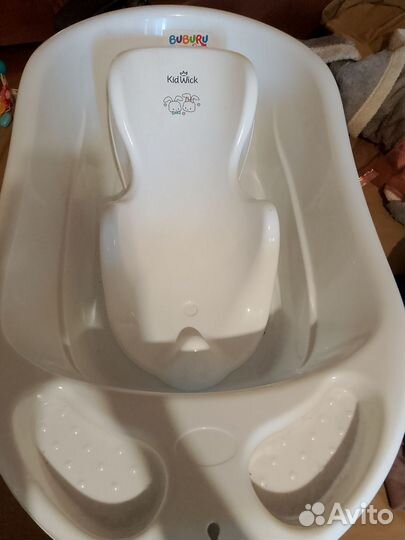 Ванночка для купания с горкой