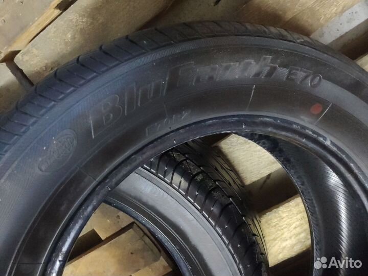 Yokohama BluEarth E70 215/60 R16