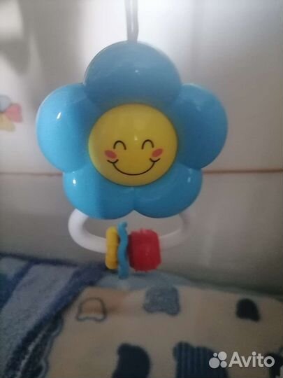 Мобиль музыкальный с проектором