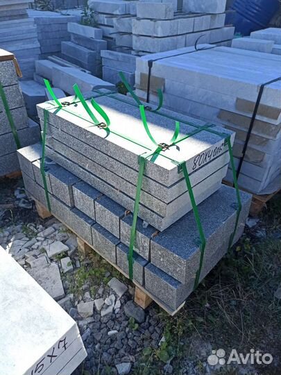 Памятники из Сибирского гранита оптом