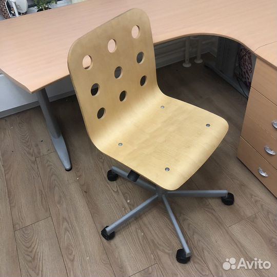 Компьютерный стол угловой + стул IKEA