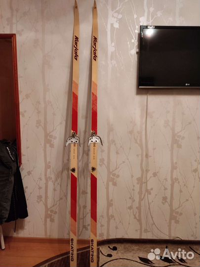 Беговые лыжи