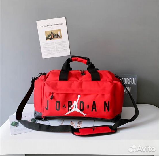 Красная сумка Джордан