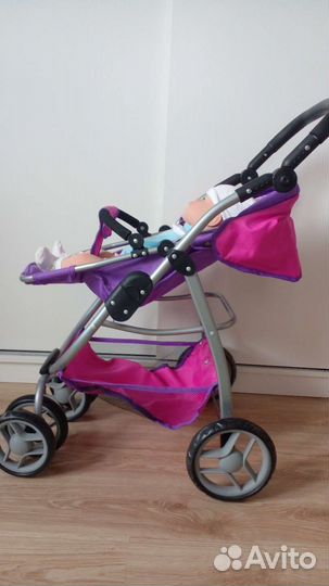 Коляска с куклой