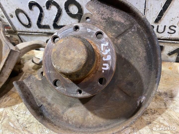 Кулак поворотный Ваз 2104 1985