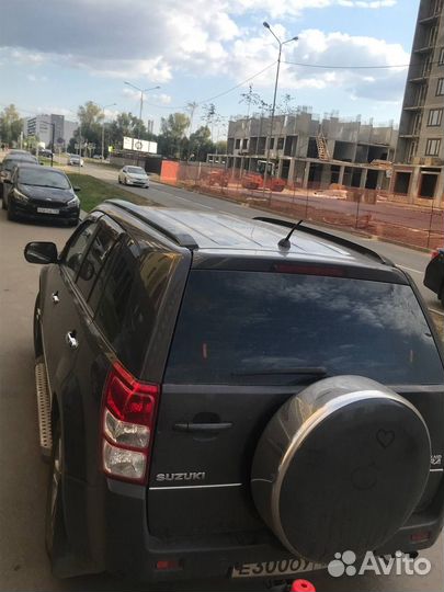 Suzuki Grand Vitara 2.0 AT, 2011, 220 000 км