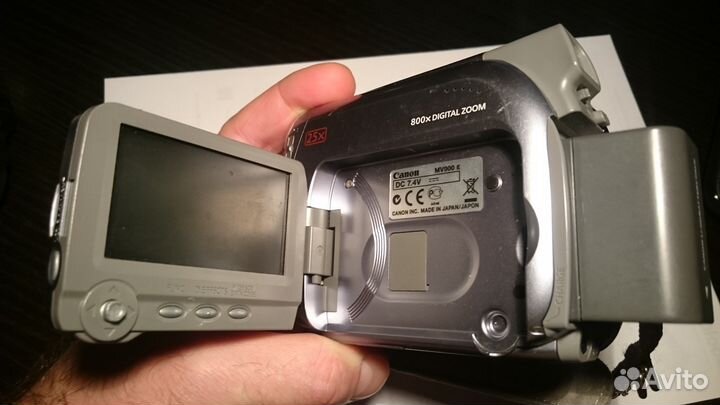 Видеокамера Canon