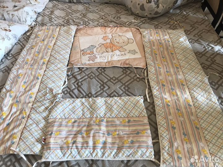 Бортики в кроватку