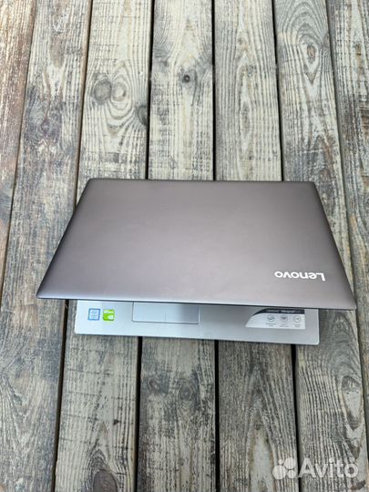 Ноутбук Lenovo Ideapad 520 i5/8/120+500/MX 150