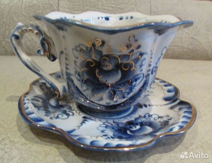 Фарфоровый сервиз Гжeльcкой фабрики