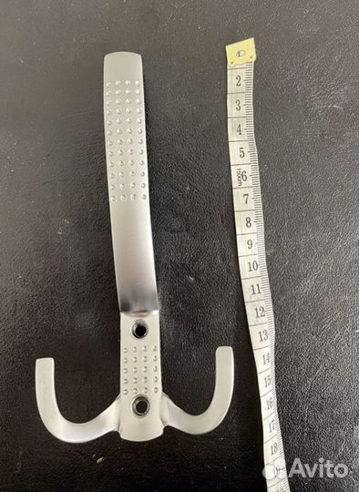 Мебельные ручки и крючки для одежды