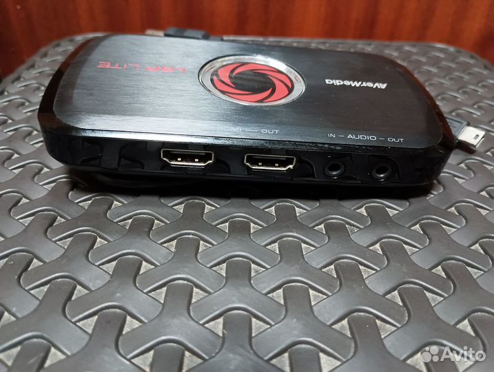 Карта видеозахвата AVerMedia LGP Lite