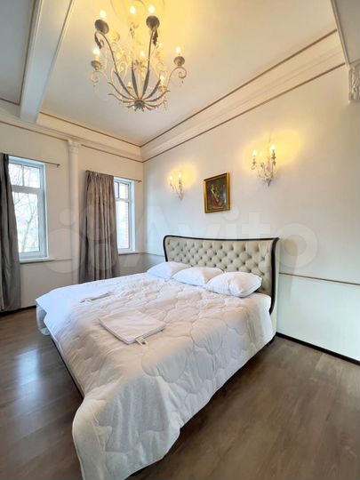 Коттедж 400 м² на участке 15 сот.