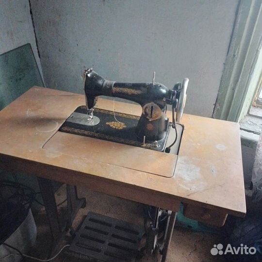 Швейная машина Подольск