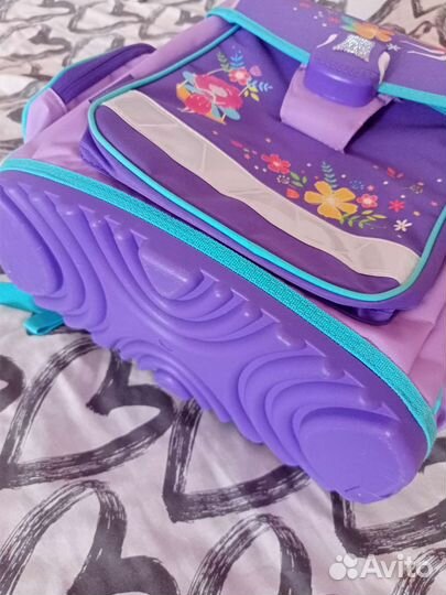 Рюкзак школьный новый для девочки