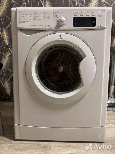 Стиральная машина Indesit iwsc 6105 (cis)
