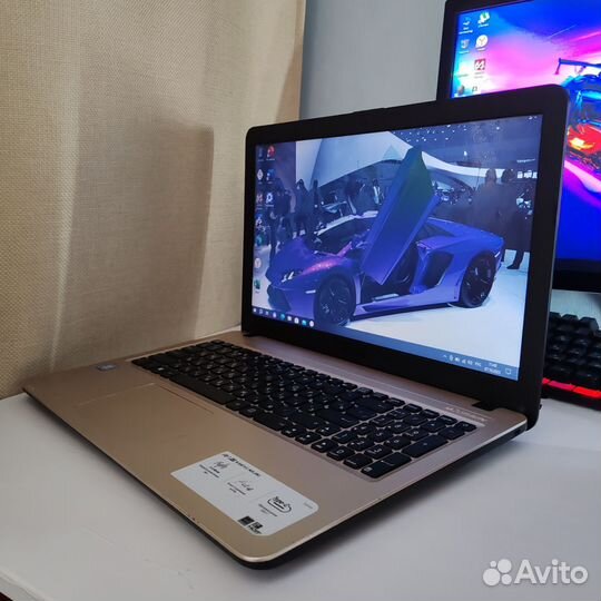 Ноутбук asus SSD 4ядерный 4GB