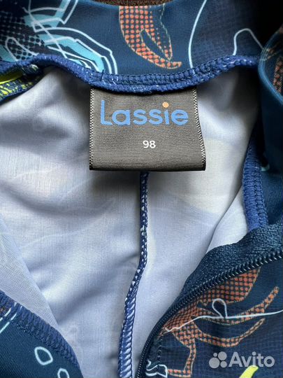 Плавательный костюм