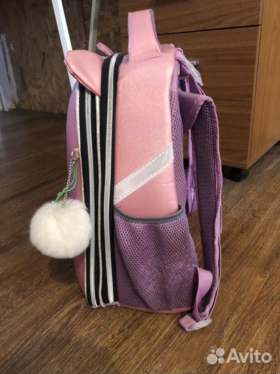 Рюкзак для школы, вес 1кг