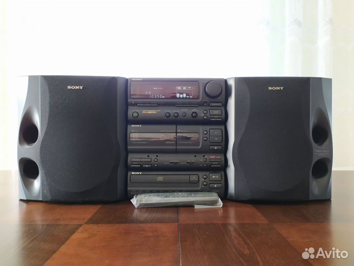 Музыкальный центр 