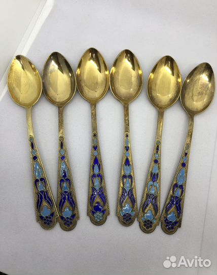 Набор серебряных чайных ложек