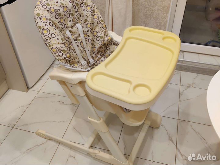 Стульчик для кормления Esspero Melissa - Pea