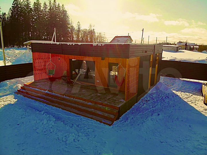 Коттедж 99 м² на участке 5 сот.