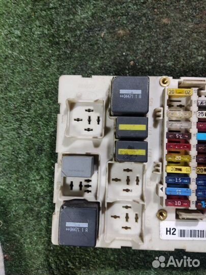 Блок предохранителей салонный Ford Focus 1 1.8