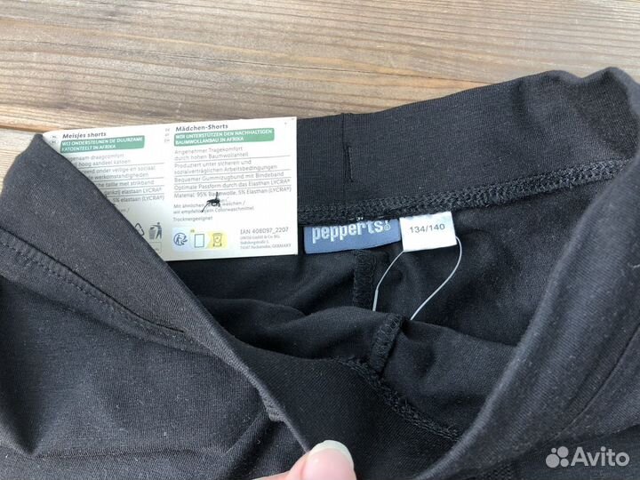 Черные трикотажные шорты для девочки Германия