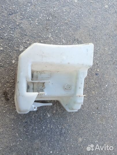 Бачок омывателя VW passat CC