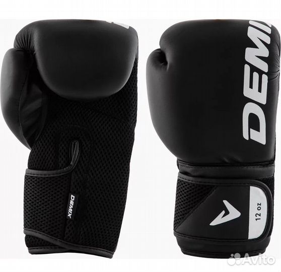 Боксерские перчатки