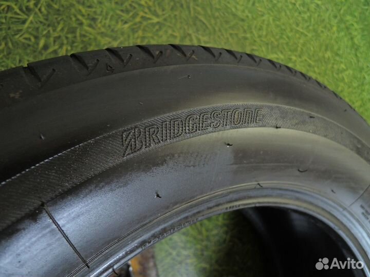 Bridgestone Alenza 001 235/60 R18