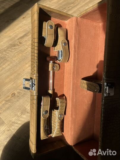 Подарочная коробка под вино