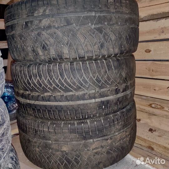Michelin Pilot Alpin 4 255/40 R18 92V