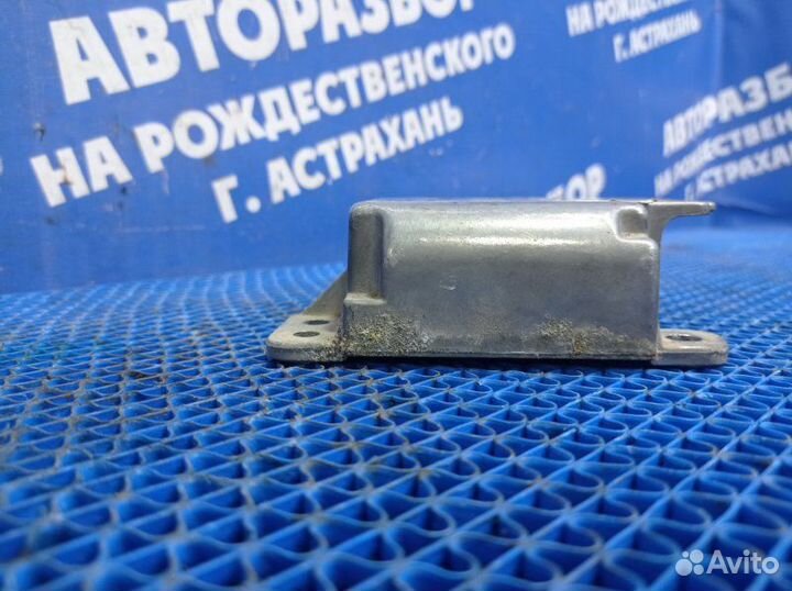 Блок управления airbag Opel Vectra B седан 1998