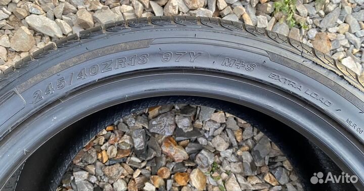 Westlake SA07 245/40 R18