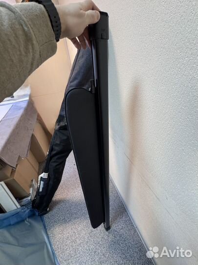 Задняя полка шторка Lexus Lx570/450d