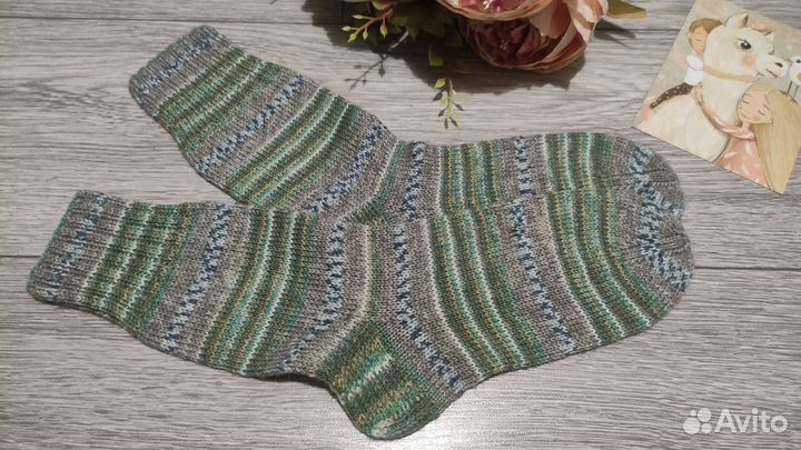Носки женские вязанные, ручная работа