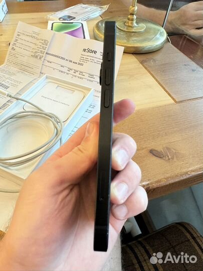 iPhone 14, 256 ГБ