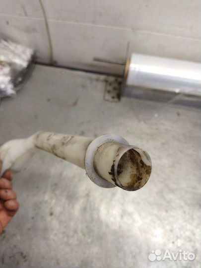 Горловина бачка омывателя Nissan Qashqai J10